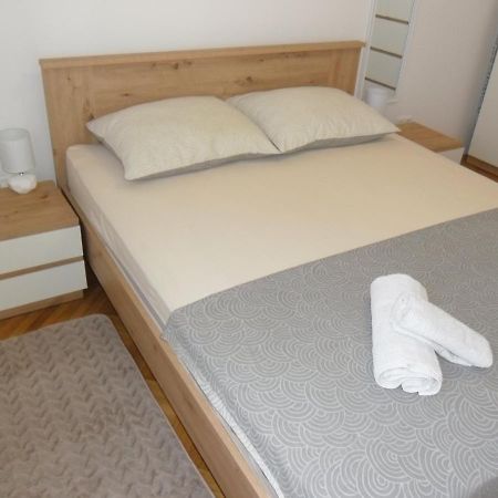 Apartman Ljubica Traù Esterno foto