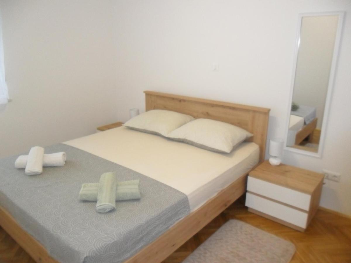Apartman Ljubica Traù Esterno foto
