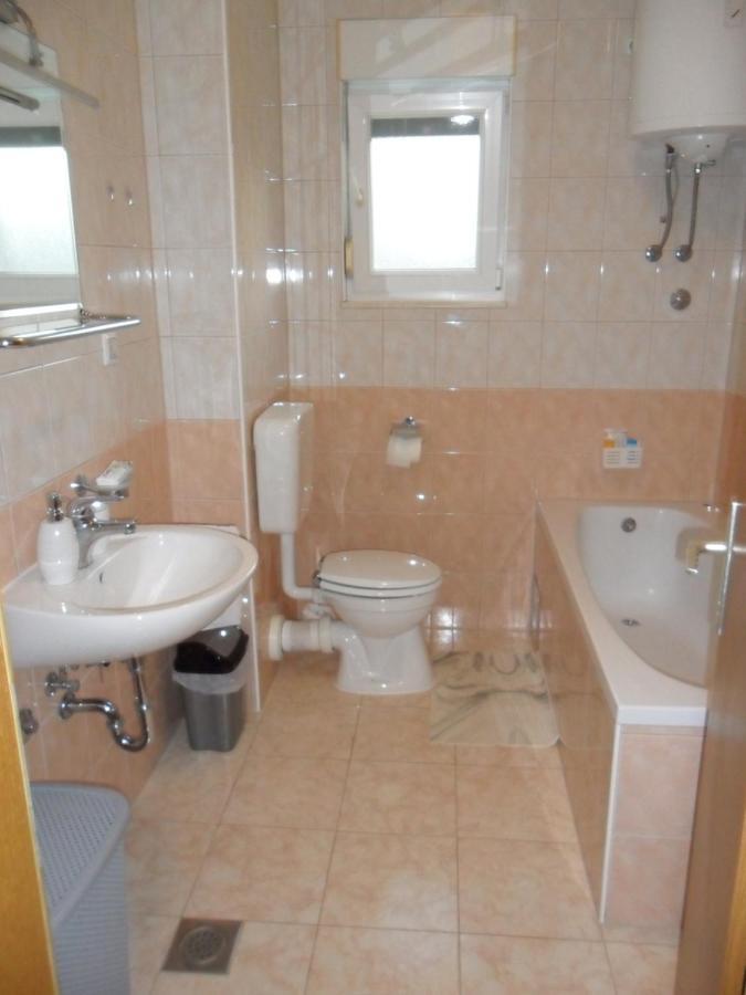 Apartman Ljubica Traù Esterno foto