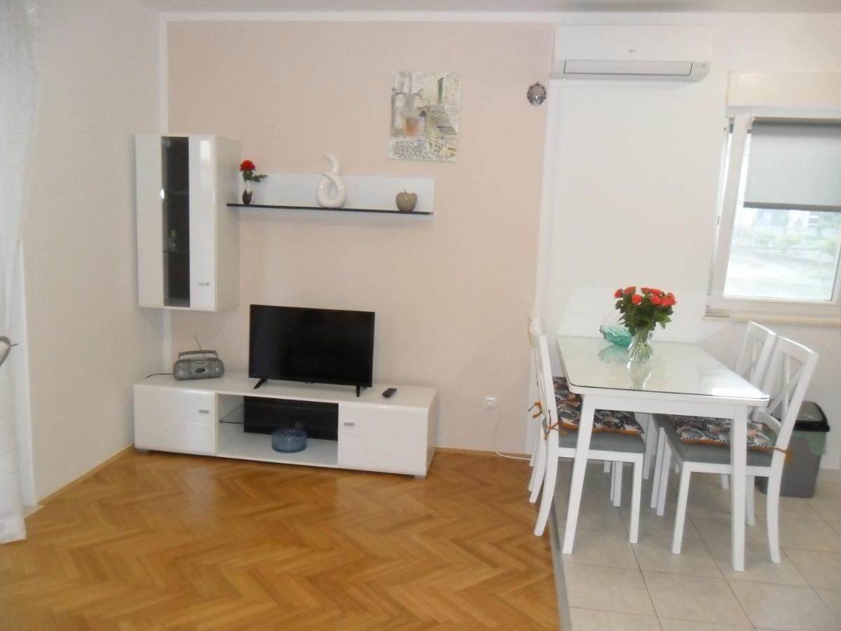 Apartman Ljubica Traù Esterno foto